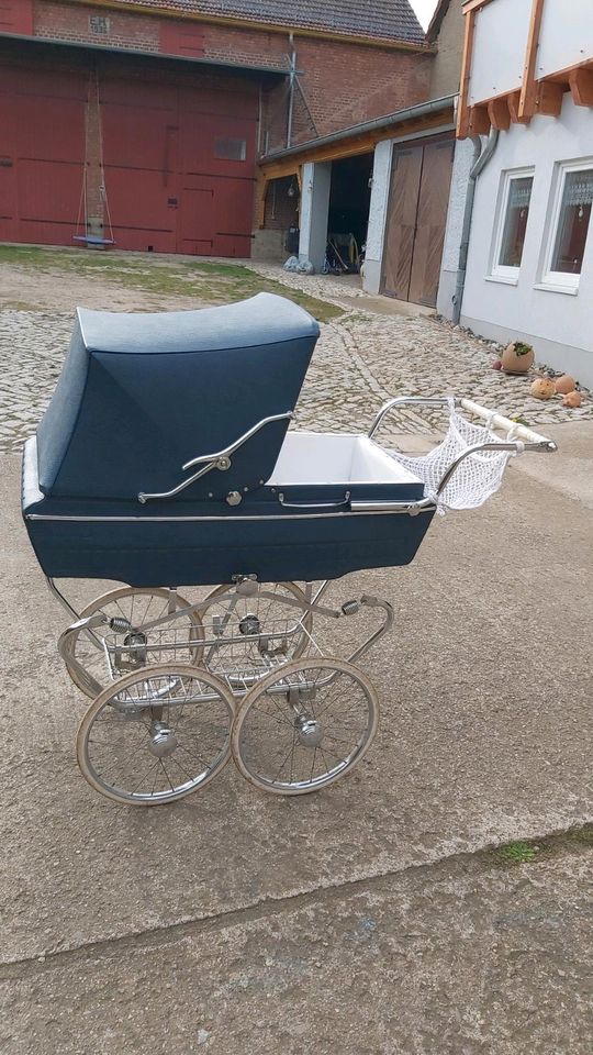 RIEMERSMA Nostalgie-Kinderwagen 1960er Jahre in Erfurt