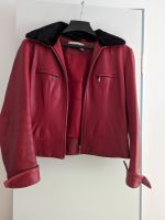 Rote Vintage Lederjacke mit Fellkragen Leipzig - Leipzig, Zentrum-Ost Vorschau