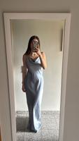 Maxikleid dusky blue/hellblau Größe S Hessen - Hanau Vorschau