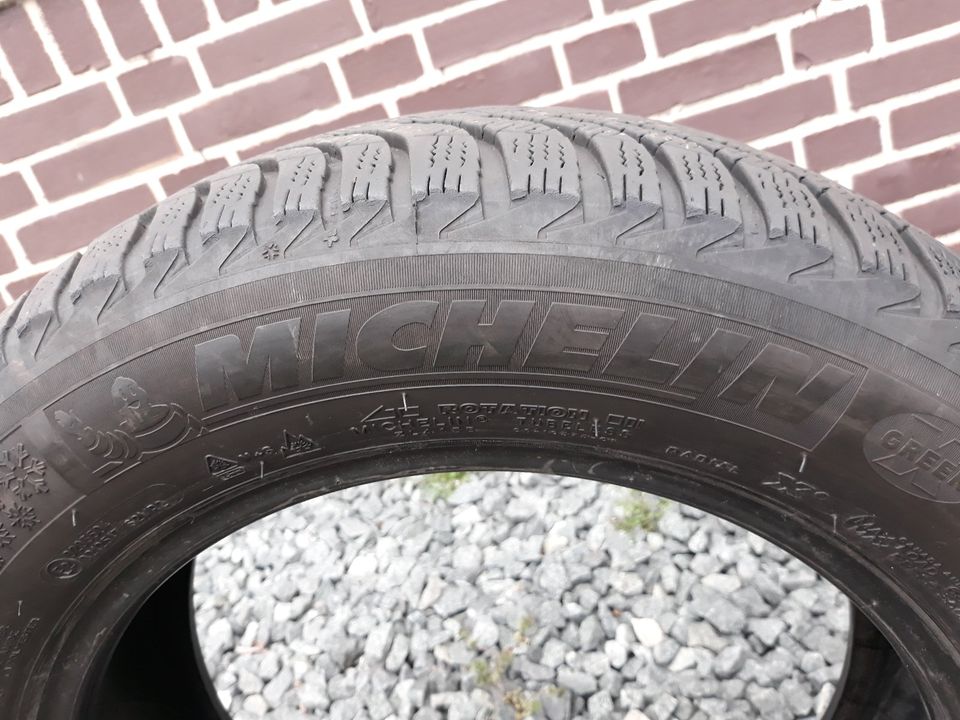 2x 205/60R16 92H Michelin Alpin 5 Winterreifen aus 2019 ca 6mm in Wolfsburg