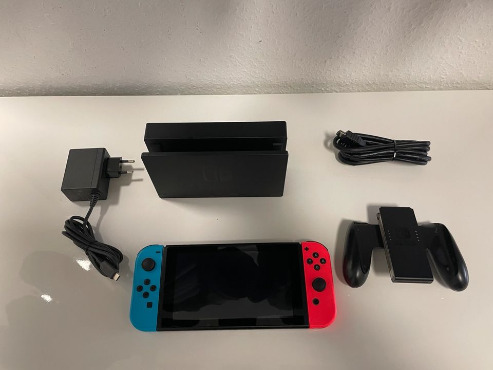 Nintendo Switch|neue Version|Anlieferung✅ in Viersen