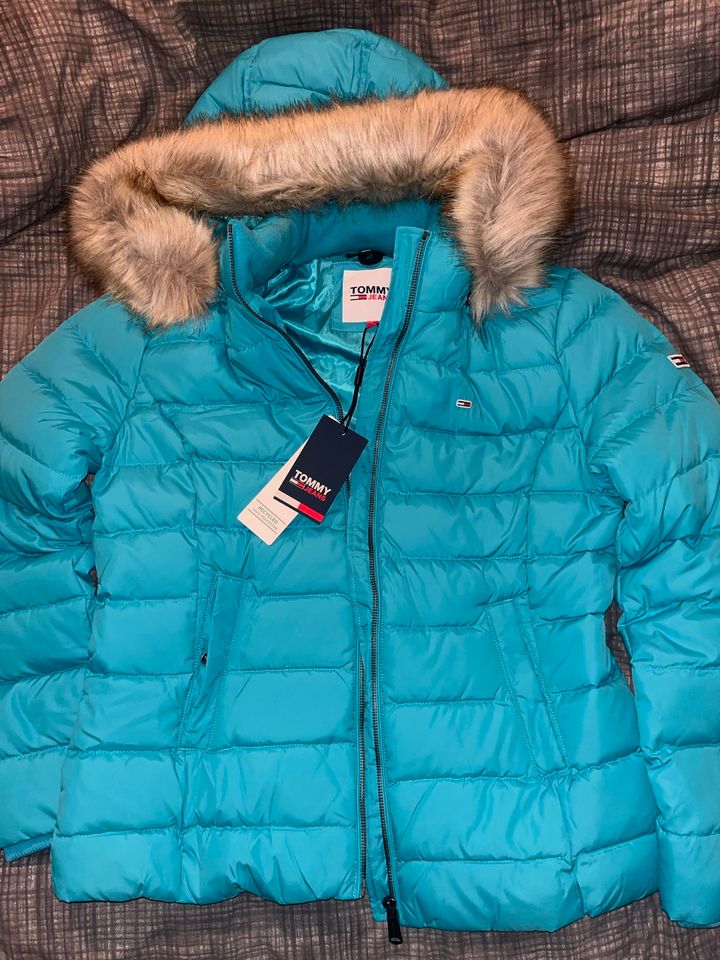 NEU Tommy Hilfiger Basic Hooded Down Jacket Damen Tidewater in  Nordrhein-Westfalen - Werl | eBay Kleinanzeigen ist jetzt Kleinanzeigen