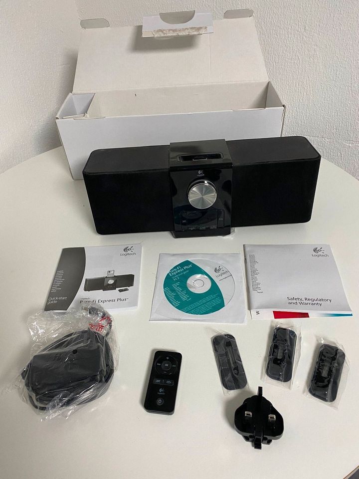 Smartphone Logitech Box Pure-Fi Express Plus Lautsprecher iPhone in Rodgau