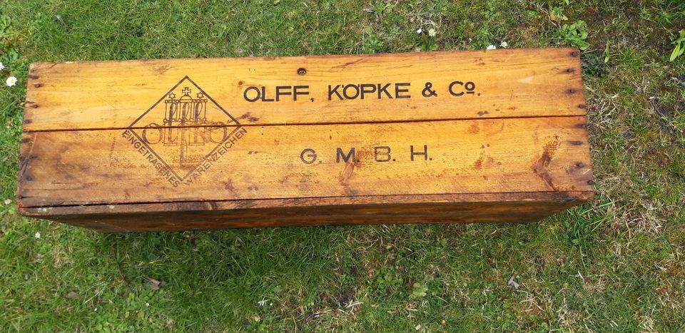 Obskiste Antik Olff, Köpke & Co. in Berlin
