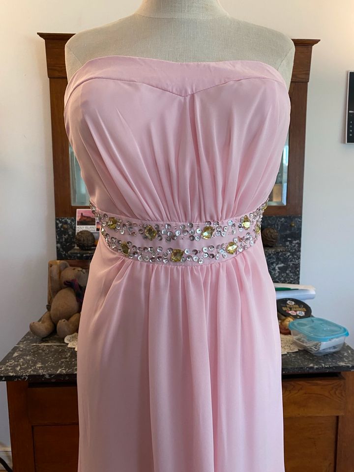 Abendkleid Gr 40 in rosa in Malente