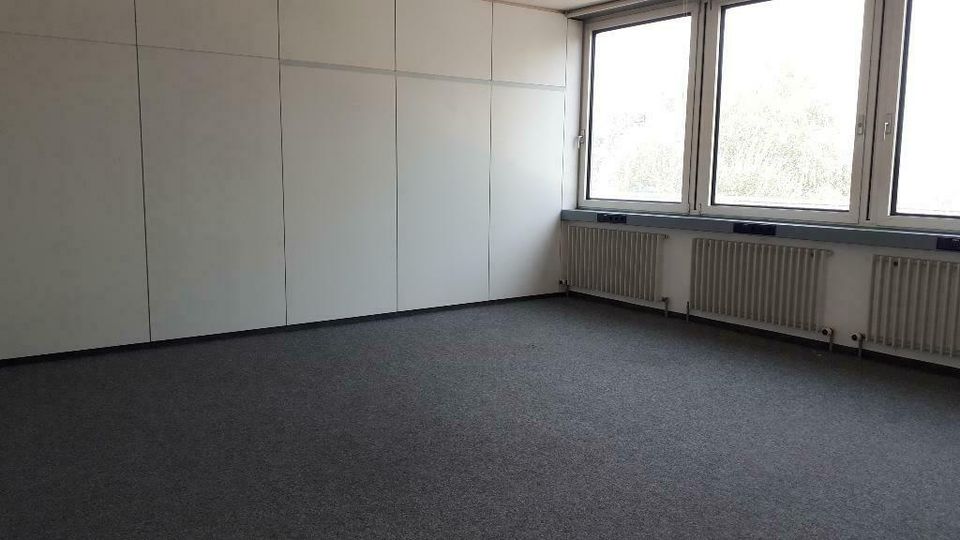 Büro- Praxisräume 27 qm² Frei ab dem 01.03.2024 in Talheim Neckar