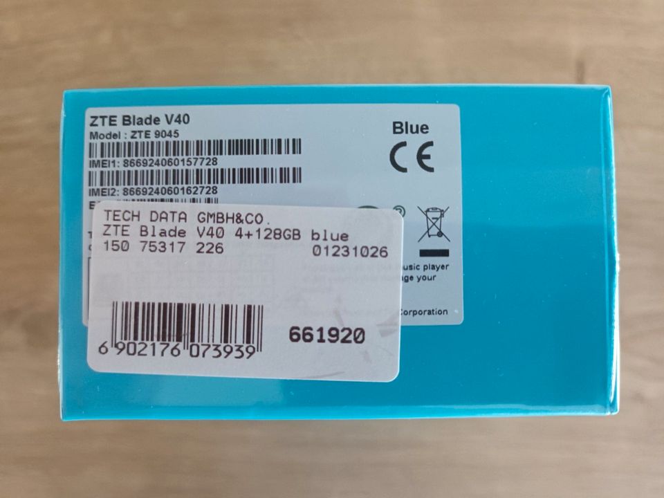 Mobiltelefon ZTE Blade V40 Blue (neu originalverpackt) in Brühl