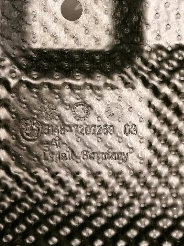 BMW 5, F10, F11, Auspuff Hitzeschutz hinten links, 7207269 in Herne