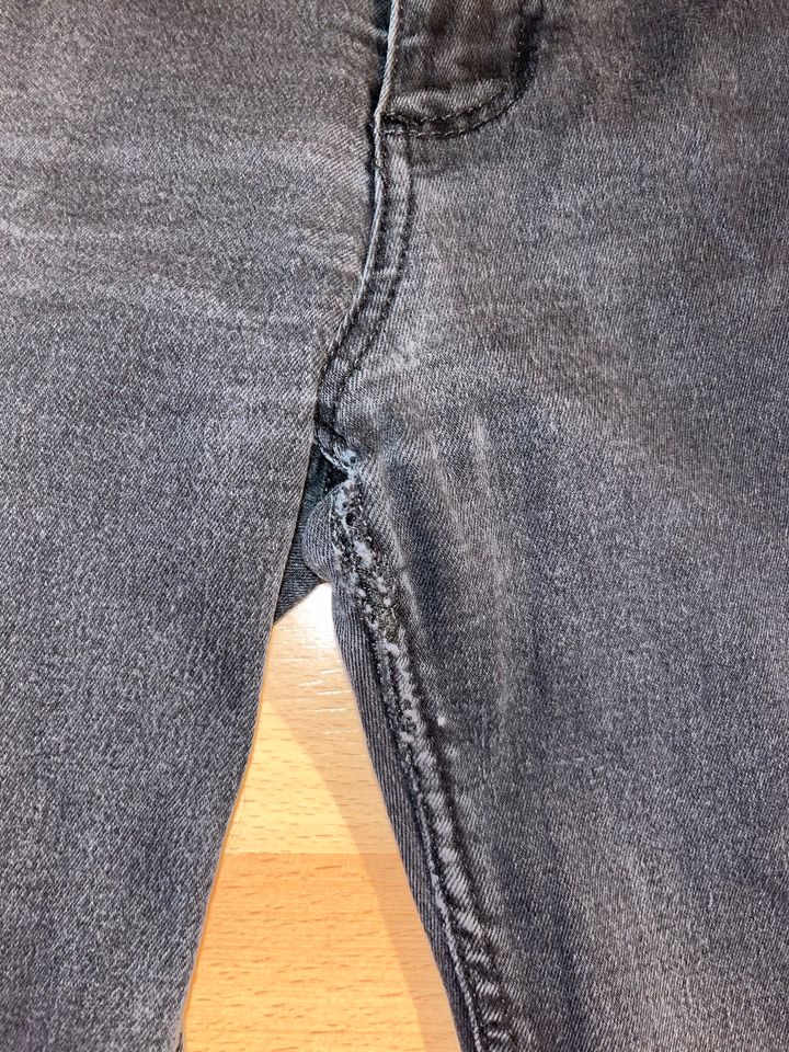 Jeans Zara in Künzell