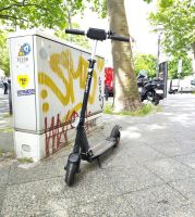 Iconbit 1972 E-Scooter Defekter Ersatzteilspender Berlin - Wilmersdorf Vorschau