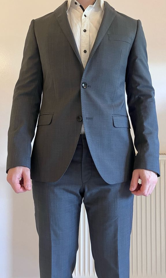 Benvenuto Anzug dunkelgrau (Hose 94 & Sacko 94) slim fit in Dornstetten