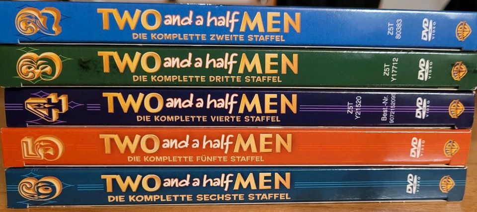 Two and a half men- Staffel 2 bis 6 DVDs in Ingoldingen