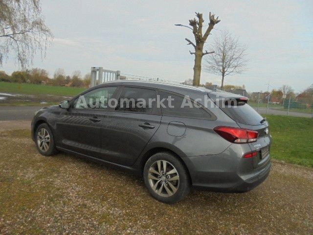 Hyundai i30 cw Trend KLIMA+NAVI+KAMERA in Achim