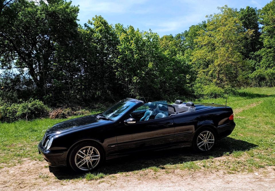 Mercedes Benz CLK 320 Avantgarde - Top gepflegt! in Treuchtlingen