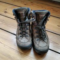 Gebrauchte Lowa Renegade Wanderschuhe Größe 39 Berlin - Lichtenberg Vorschau