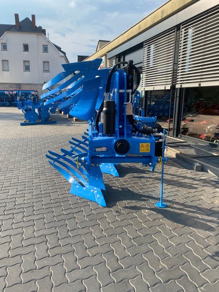 Lemken Juwel 7 M 4 N100 in Polch