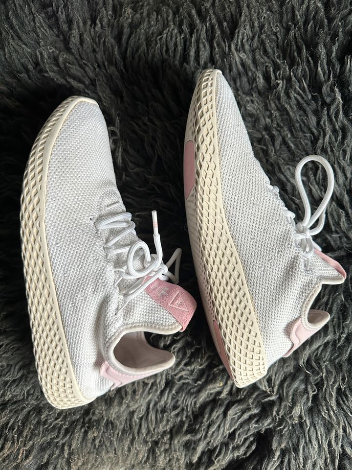 Adidas Hu Sneakers Weiß Rosa Größe 40 in Solingen