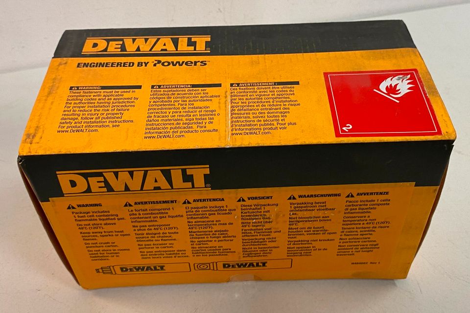 DEWALT | DDF6100045 | C4 Pins 45mm x 2,6mm | 700Stk | NEU! in Zetel