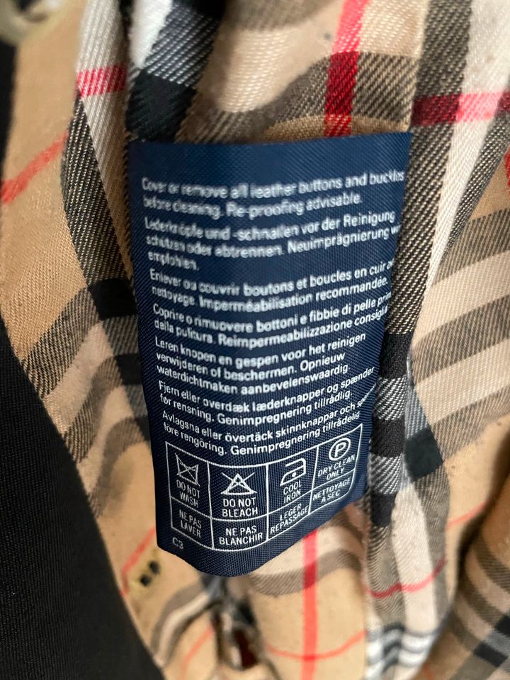 Vintage Burberry Mantel schwarz Größe 42 in Düsseldorf