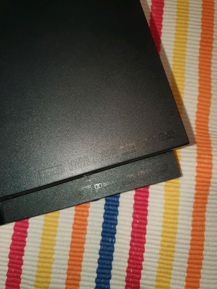 Sony Playstation 2 Slim mit Zubehör 2 Stück in Wotersen