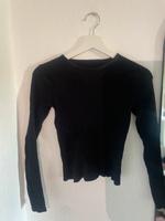 Schwarzes Langarmshirt – Größe S Berlin - Pankow Vorschau