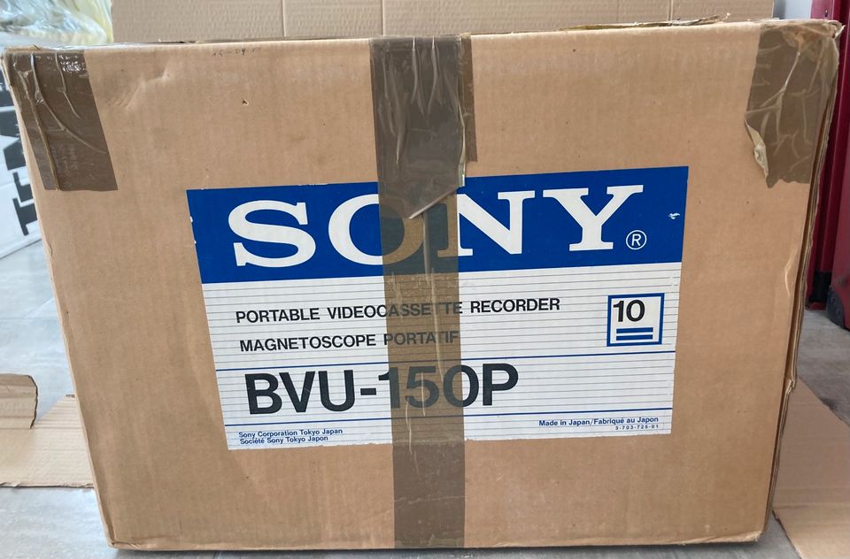 Sony BVU-150P Videocassette Recorder in Tübingen