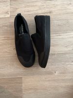 Adidas Schuhe in Schwarz in der Größe US 10 Berlin - Schöneberg Vorschau