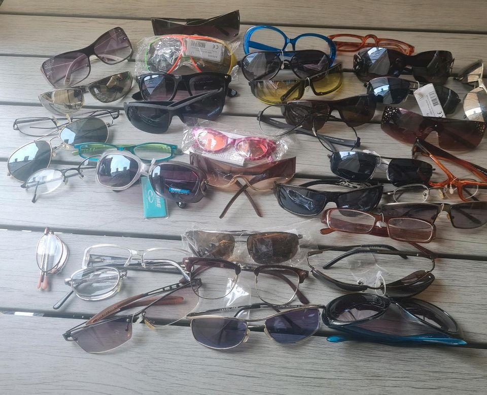 38 x Brille Lesebrille Brillengestell Sonnenbrille Konvolut 2 Wah in Solingen