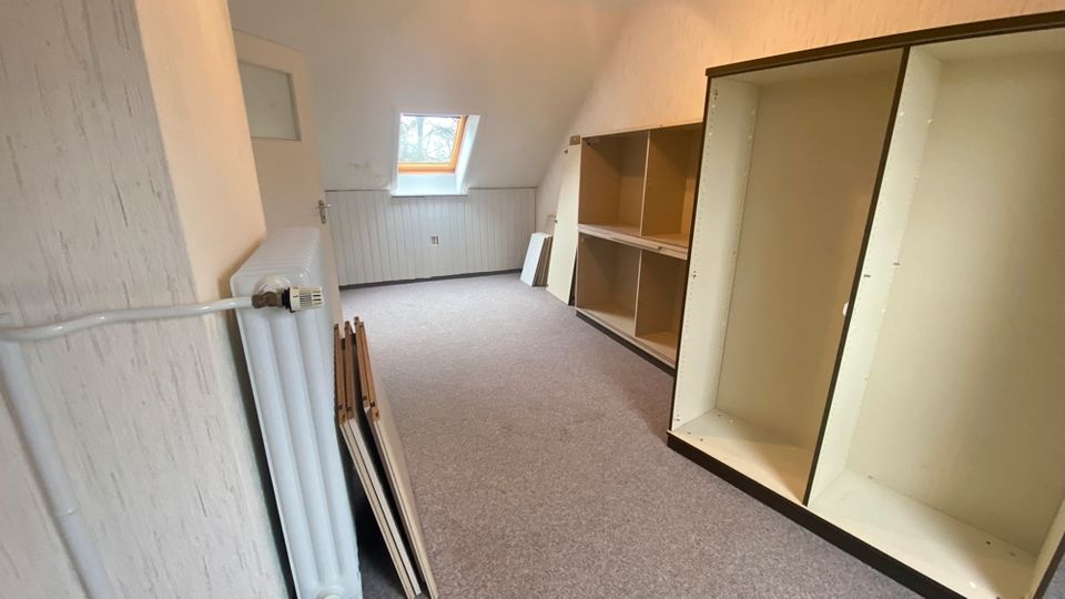 Haus sucht Handwerker - Reihenmittelhaus mit "Seeblick" in Altengroden in Wilhelmshaven