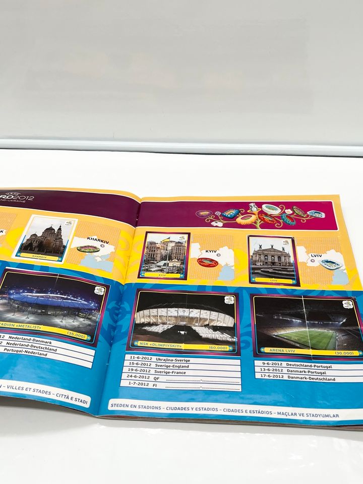 Panini Fussball Sticker-Sammelheft EURO 2012 Polen und Ukraine in Filderstadt