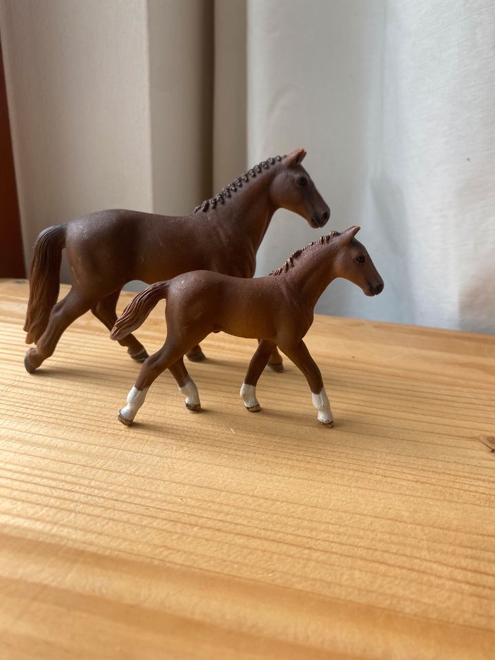 Schleich-Pferde in Waldkappel