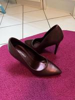 2x  High Heels (Catwalk und Graceland) Nordrhein-Westfalen - Frechen Vorschau