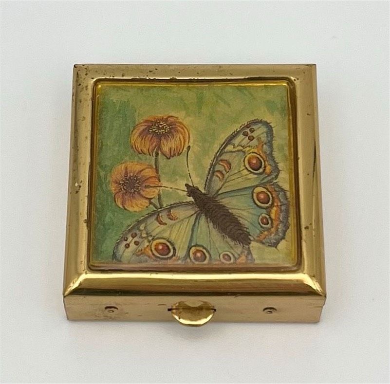 Vintage Pillendose Schmetterling Schmuckbox Falter Gold Schatulle in Schwerin