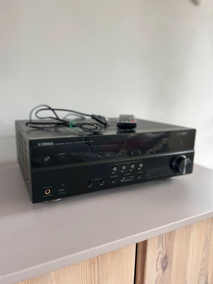 Yamaha RX-V471 AV-Receiver in Westerholz