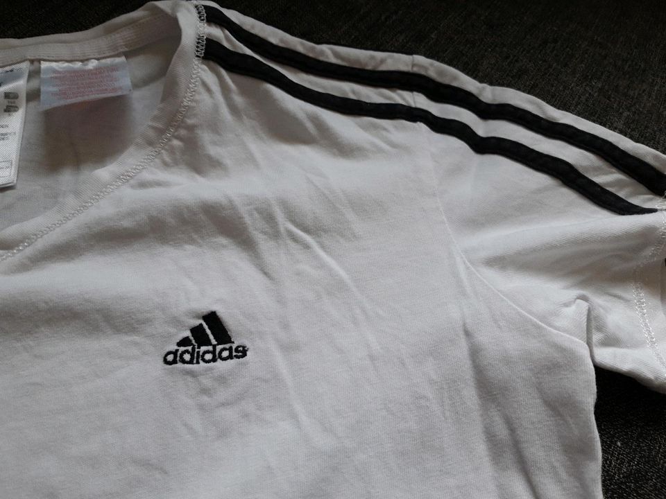 Adidas T-Shirt in Gr. 164 in Heist