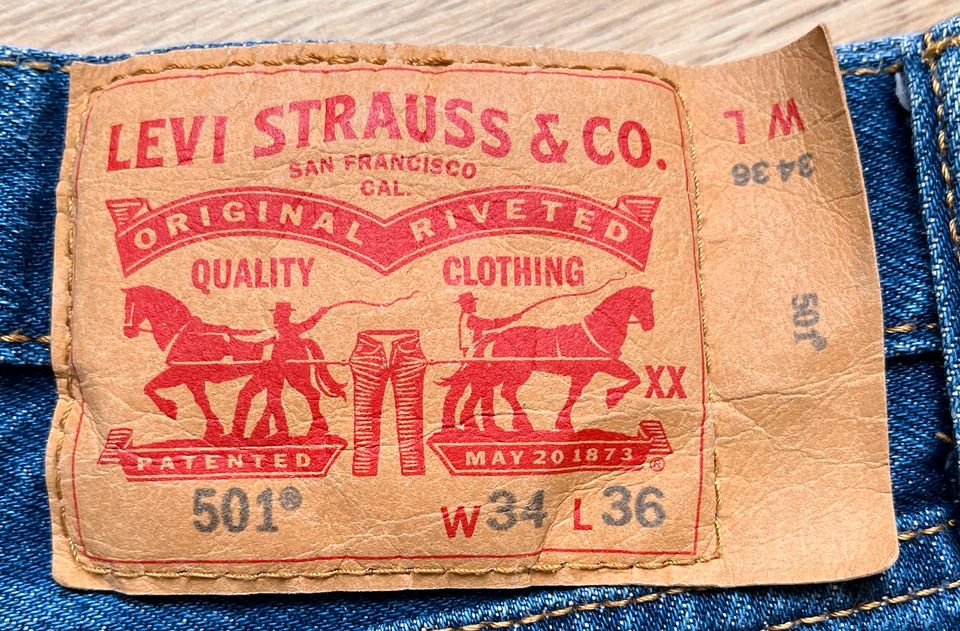 Levi’s Jeans 34/36 in Leichlingen