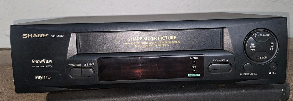 Videorecorder Sharp in Plettenberg