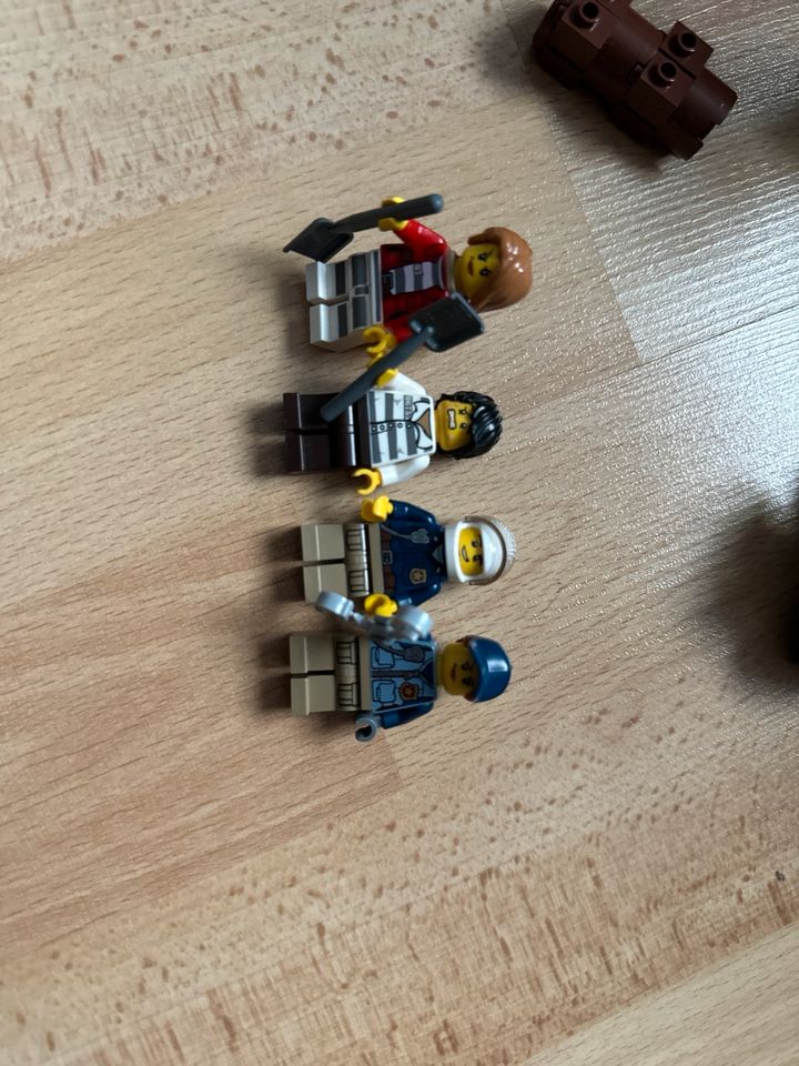 Lego Polizei   Verfolgung durch die Berge in Knetzgau