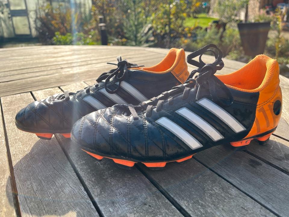 Adidas 11 pro 11questra FuBballschuhe Gr. 40 in Niedersachsen Hemmoor kleinanzeigen