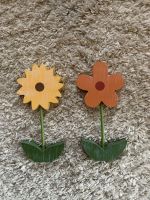 Schöne Deko Blumen Frühling Holz ca27 cm gelb/orange Stück 3 Euro Schleswig-Holstein - Schenefeld (Kreis Steinburg) Vorschau