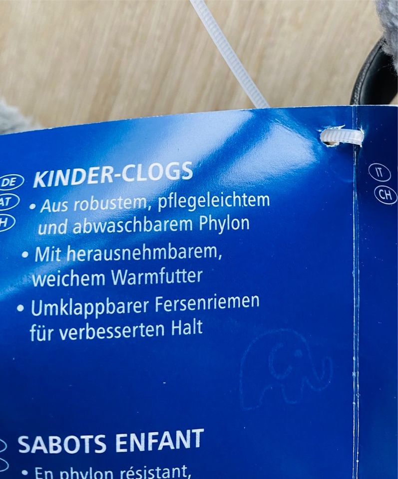 NEU Kinder Clogs Gr. 26/27 gefüttert lupilu Etikett Hausschuhe in Preußisch Oldendorf