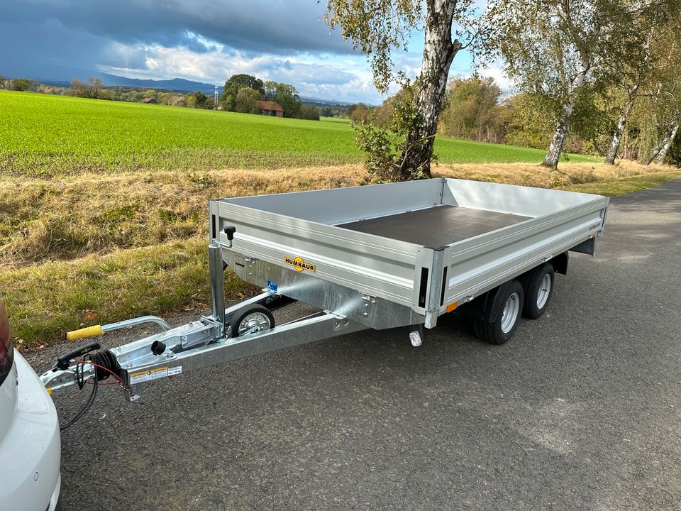 Humbaur HN 203116 Tandem Hochlader 2000 KG PKW Anhänger in Staufenberg