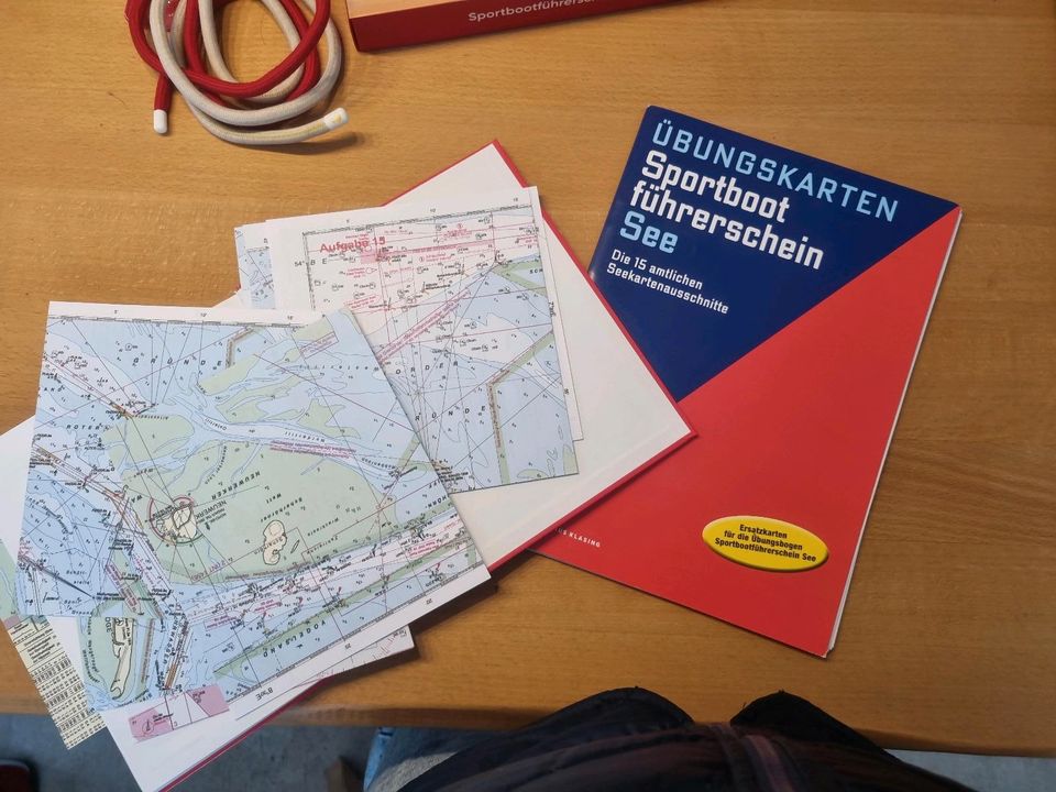 Übungskarte, SBF Navigationsset, Knoten Übungsbrett, Lehrbücher in Bechhofen