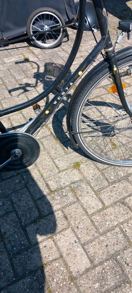 Biete hier ein Fahrrad der Marke Westa mit 5 gang in Sande