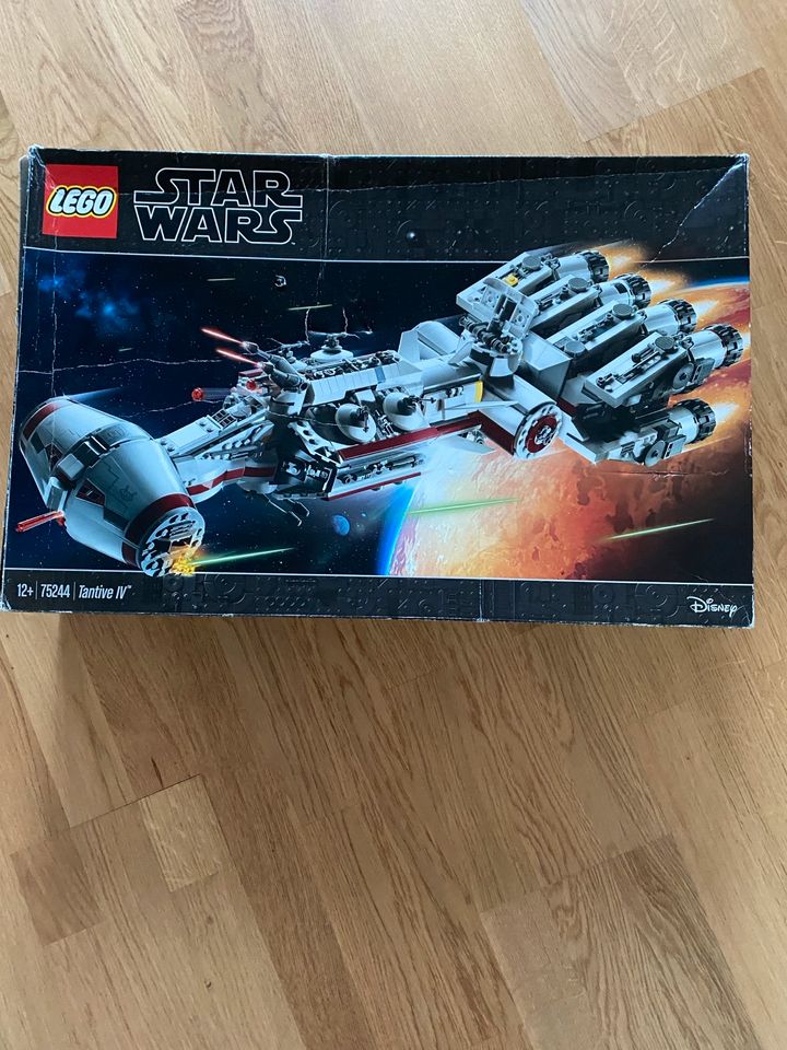 Lego Star Wars Tantive IV 75244 in Lübeck