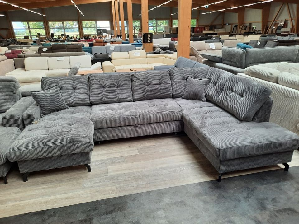 Wohnlandschaft Schlaf-Funktion 4 Farben Cord Sofa UVP 2399,- NEU in Dortmund