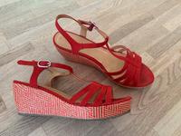 Damensandalette Tamaris Wildleder rot Gr.39 Bayern - Augsburg Vorschau
