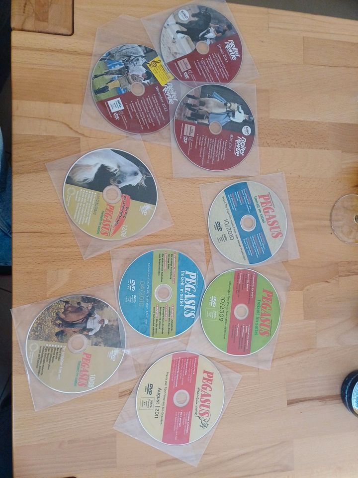 9 DVDs aus Reiter Revue und Pegasus in Althütte