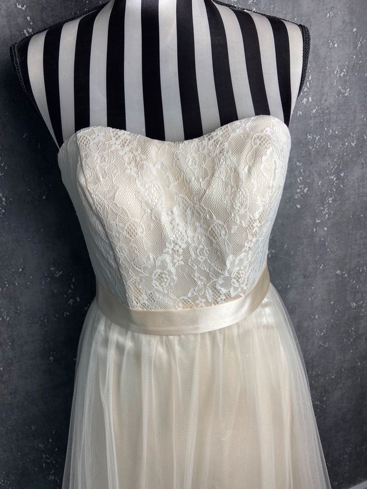 Hochzeitskleid/ Standesamt Kleid XS light beige *neu/ungetragen in Steinheim