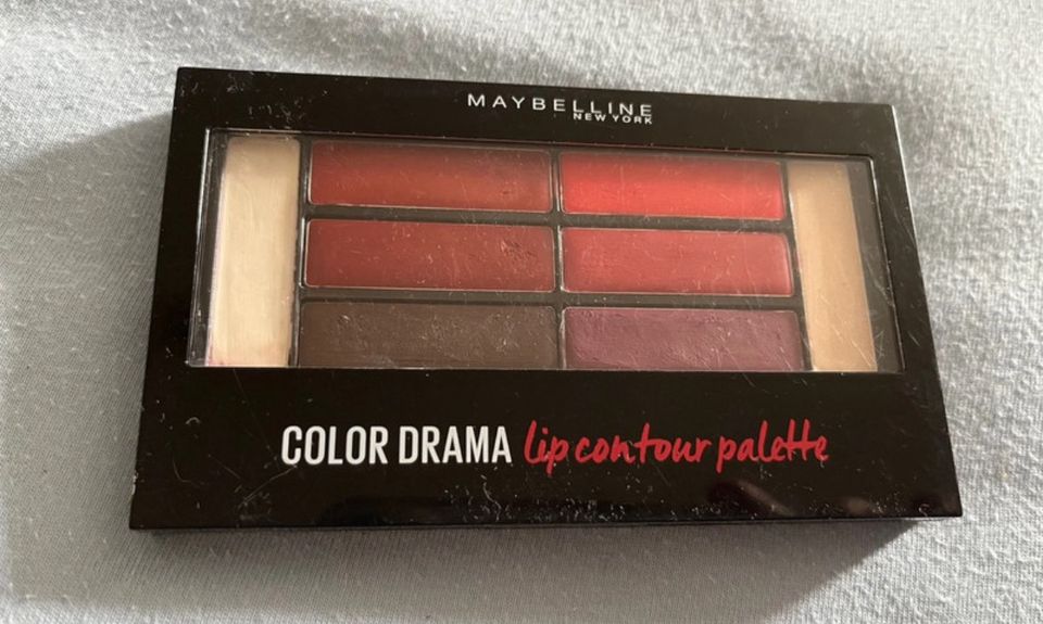 Lip contour Palette von Maybelline NY in Röbel